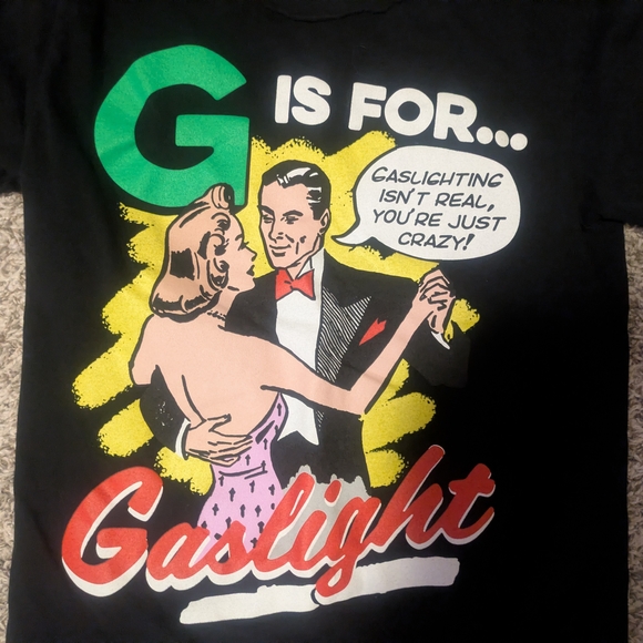 Retro Comic Graphic Tee "G Is For Gaslight" - Picture 2 of 4